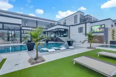 A Masterpiece of Luxury and Design