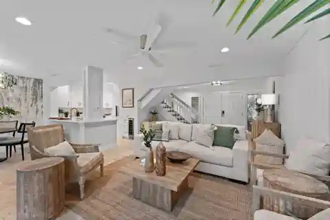 Luxuriously Renovated Villa Steps from the Beach