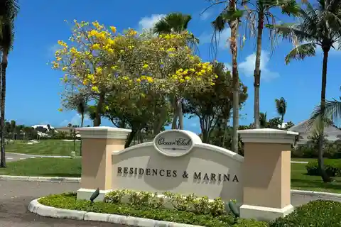 Penthouse in the Ocean Club Residences and Marina