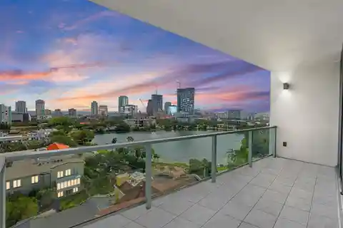 Spacious City Condo with Mirror Lake Views