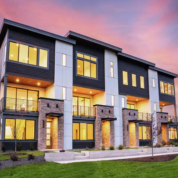 EXCEPTIONAL LIVING IN THE CARLIN