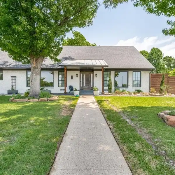 THOUGHTFULLY UPDATED MOVE-IN READY HOME