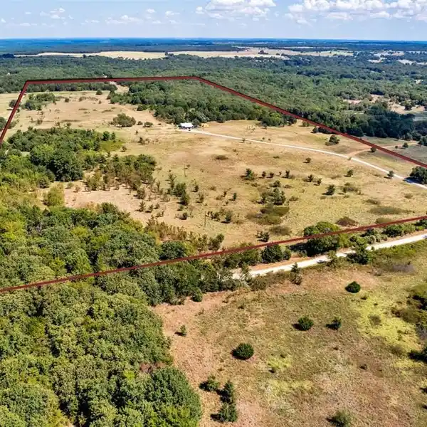 ESCAPE TO YOUR OWN COUNTRY RETREAT ON 50 ACRES