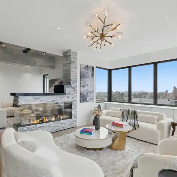 LUXURY SKY PENTHOUSE OVERLOOKING SHEEP MEADOW
