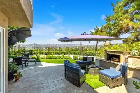 Mesa Vista Gem with Panoramic Mission Views