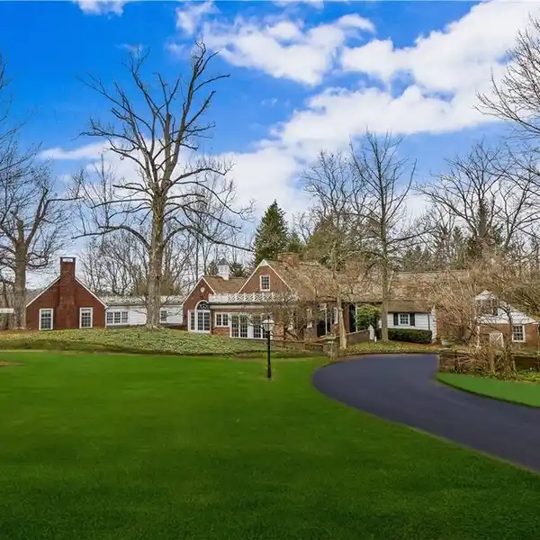 UTTERLY CHARMING COLONIAL REVIVAL