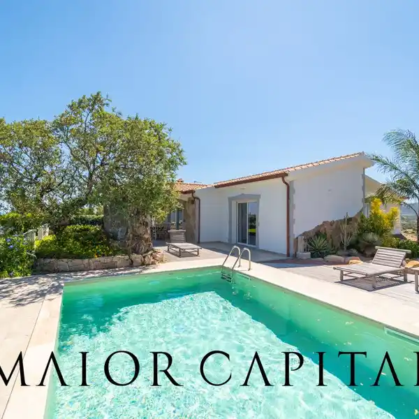 PRESTIGIOUS INDEPENDENT VILLA