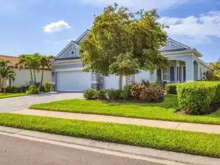 Exceptionally Appointed Pool Home in the Estuary