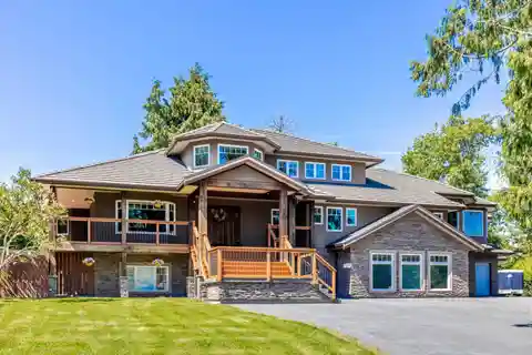 Spacious and Versatile Home on Tranquil Acreage