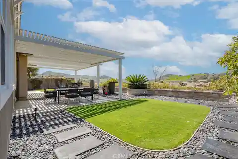 Single-story Cortesa Home