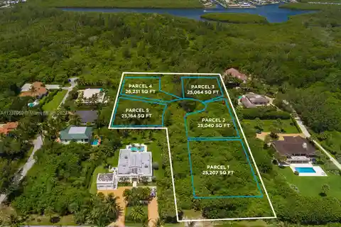 Ready-to-build Lots in Bon Aire Desire