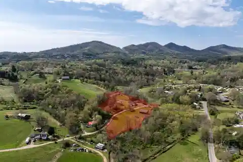 Rare 3-acre Retreat on Peaceful Rolling Acres