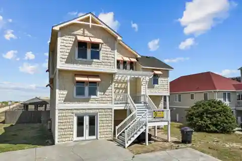 Semi-oceanfront Property with Unobstructed View