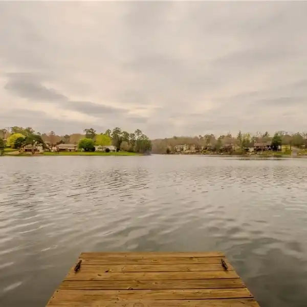 GORGEOUS HOME ON LAKE RAYBURN