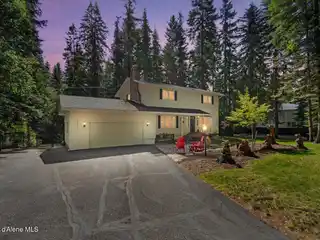 Charming Farmhouse on Private 2+ Acre Haven