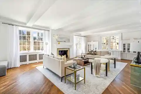 Grand Prewar Corner Duplex