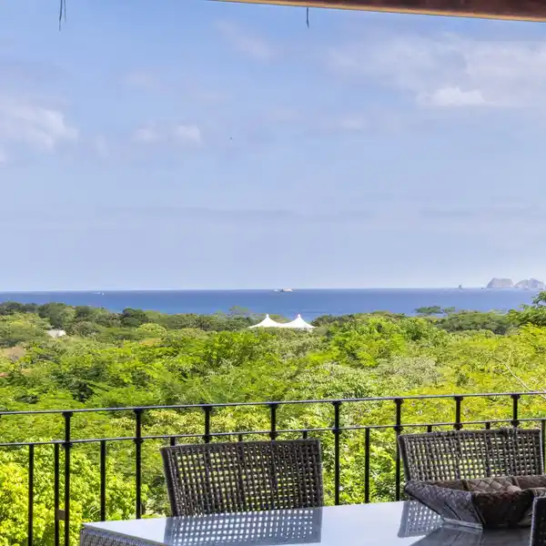 OCEAN VIEW LUXURY PENTHOUSE
