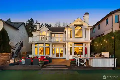 Waterfront Home on a Quiet Lake Sammamish Cove