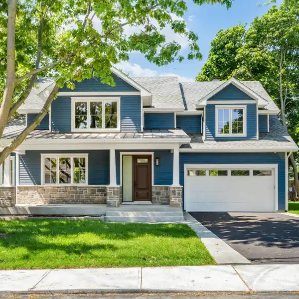 ELEGANT NEW CONSTRUCTION IN THE HEART OF VALOIS