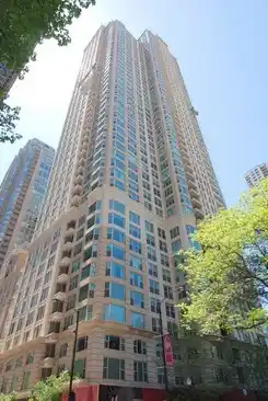 Luxurious Unit with Panoramic Views
