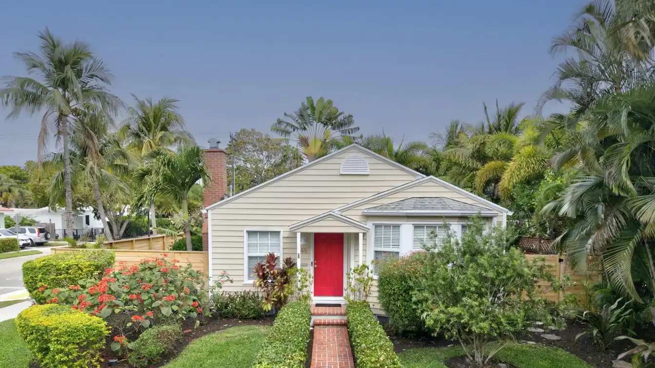 Charming Property with Guest Cottage