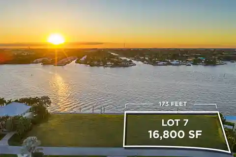 Prime Intracoastal Lots with Deep-Water Dockage
