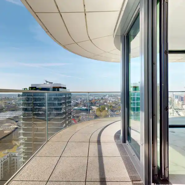 EXTRAORDINARY APARTMENT IN THE EXCLUSIVE GRAND TOWER