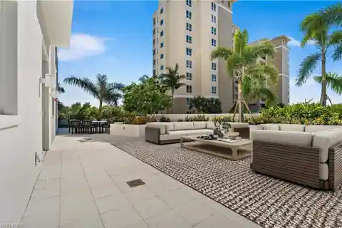 Rare Turnkey Condo with Wraparound Lanai in Grandview at Bay Beach