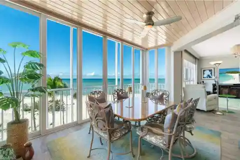 Exquisitely Remodeled Beachfront Retreat