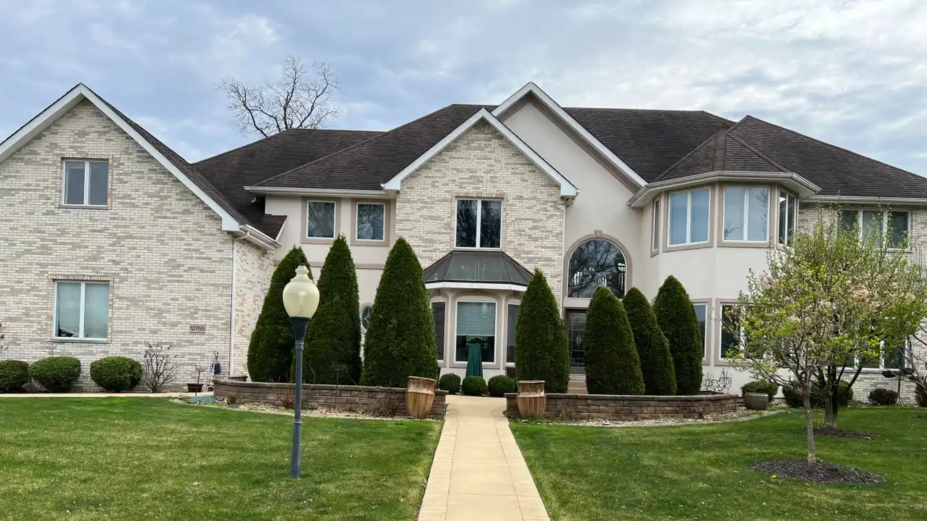 Fine Home in Rosewood Estates