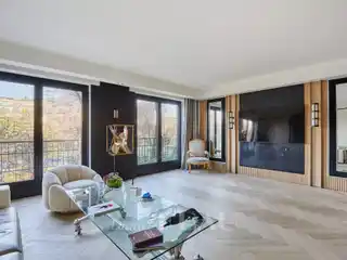 Entirely Renovated Apartment