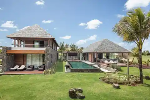Exceptional Villa in the Prestigious Anahita Estate