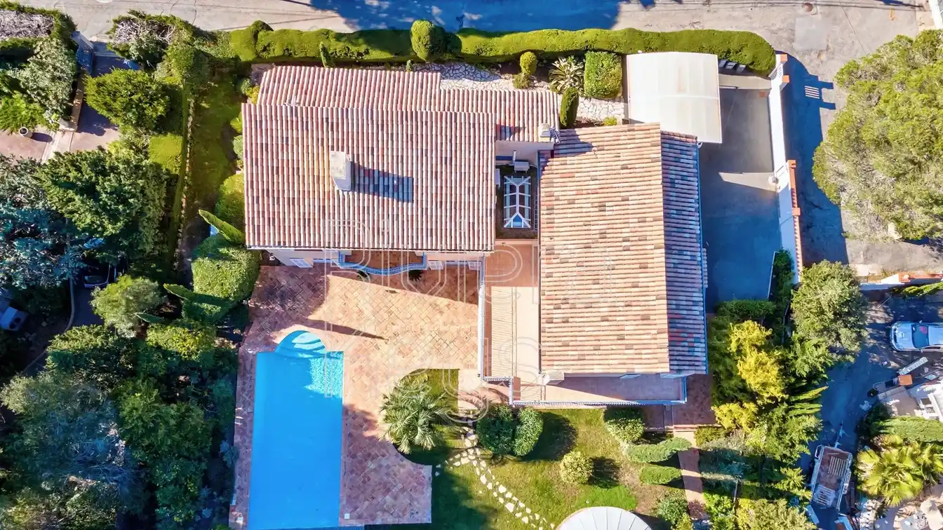 Elegant Fully Renovated Provençal House