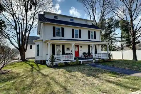 1880 Gem with Carriage House Bonus