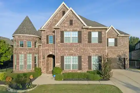 Architectural Elegance in the Reserve