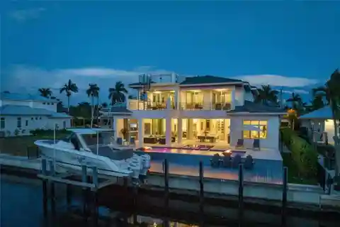 A Masterpiece of Indoor and Outdoor Luxury