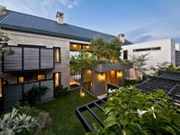 SINGULAR MODERN FARMHOUSE