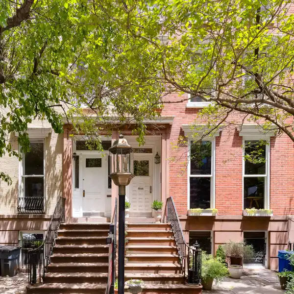 AN OPPORTUNITY FOR A BREATHTAKING ESTATE IN CHELSEA'S HISTORICAL DISTRICT