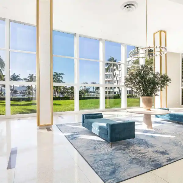 SPACIOUS RESIDENCE WITH SWEEPING FLAGLER MUSEUM VIEWS