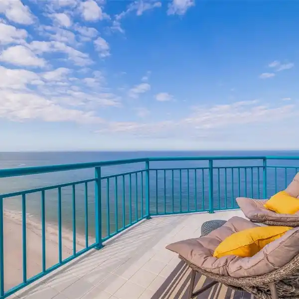 SKY-HIGH LUXURY BEACHFRONT LIVING