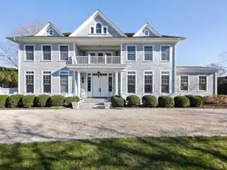 Spacious and Immaculate Traditional Home