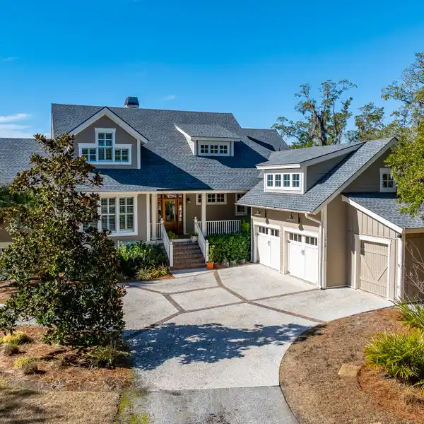 A TRUE GEM WITH BREATHTAKING CREEK VIEWS