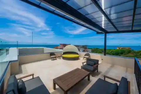 Peninsula Double Penthouse
