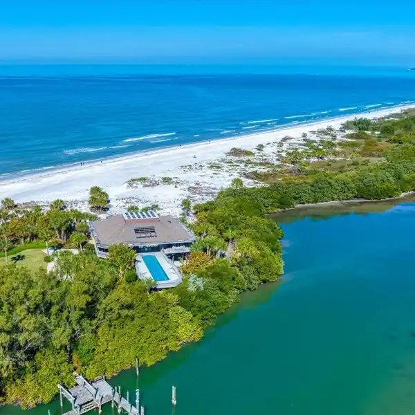 ONCE-IN-A-LIFETIME PRIVATE RETREAT