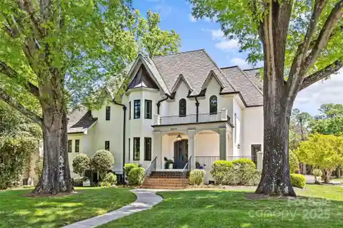 Unparalleled Luxury in the Heart of Myers Park