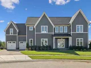 Timeless Luxury Meets Modern Comfort in Pine Creek