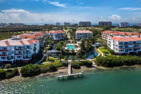 One-of-a-kind Direct Bayfront Condo
