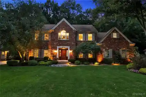 Elegant Home Surrounded by Nature’s Beauty