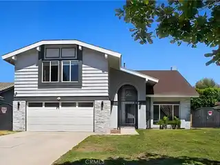 Beautiful Pool Home on a Serene Cul-De-Sac