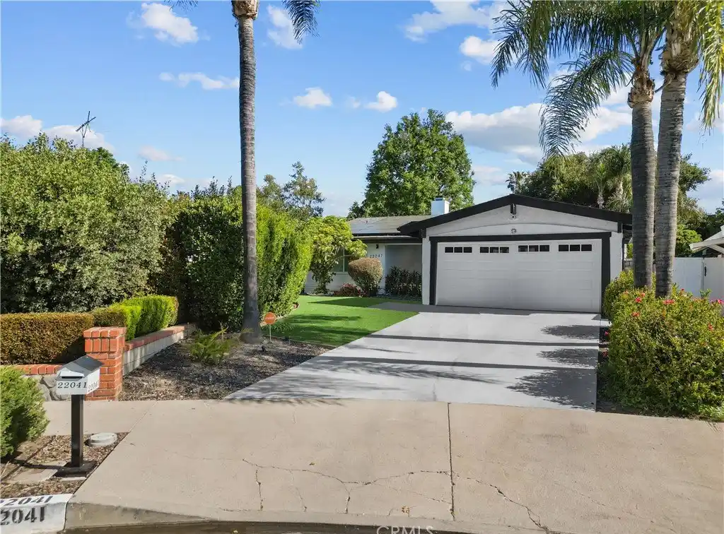 Spacious Pool Home in Prime Location